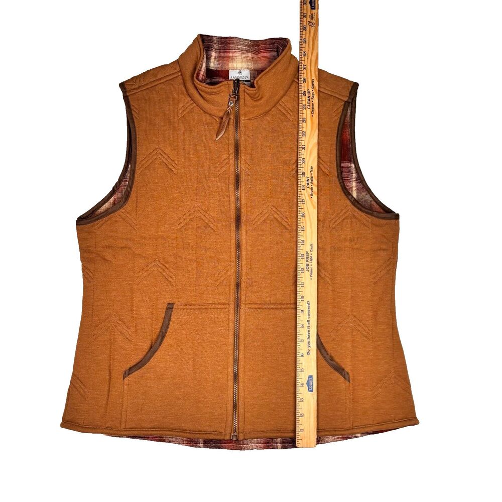 Legendary Whitetails Women's 1X Cedar Cabin Reversible Vest Brown Plaid - Picture 6 of 6